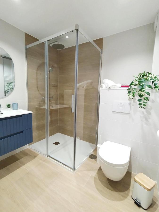 Apartamento Junto A Ayuntamiento Y Playa Gijón Esterno foto