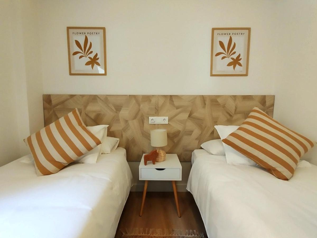 Apartamento Junto A Ayuntamiento Y Playa Gijón Esterno foto